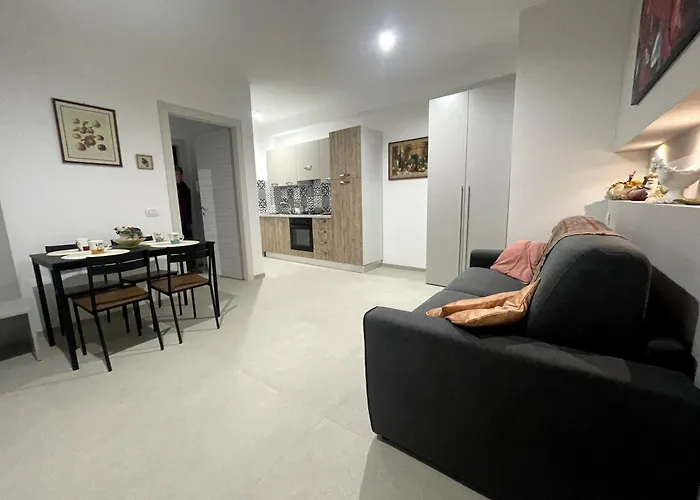 Regina Elena Home